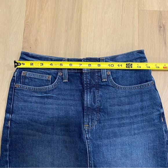 Aritzia | Denim Forum “Bella” Denim Skirt 💙 - Picture 7 of 11